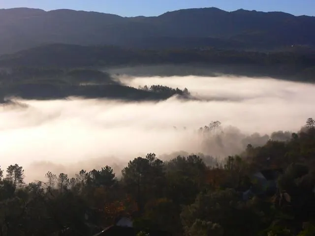 Holiday home Gotogeres - Casa Da Cerejeira - Casas De Alem *